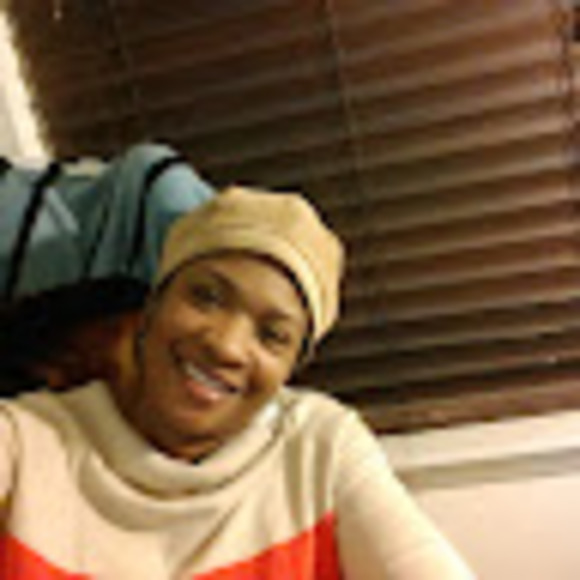 Meet your Posher, Kathy - Picture 1 of 1